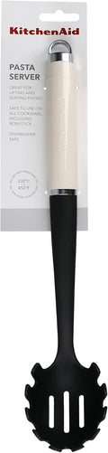 KitchenAid Pasta-Servierlöffel, Hitzeresistent, Antihaftbeschichtung, Spaghettilöffel – Almond Creme